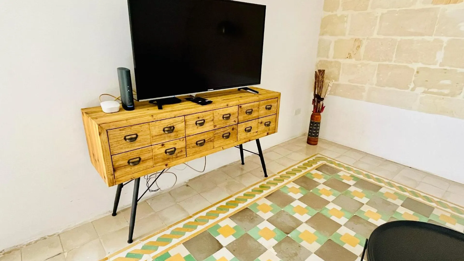 Cozy Charming Apartment In Old Bakery Street Valletta